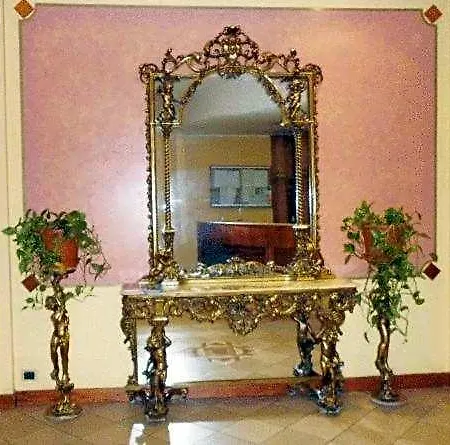 מלון York 2*