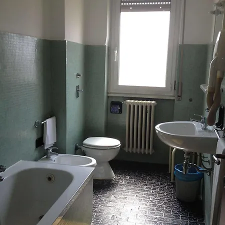 York Hotel 2*